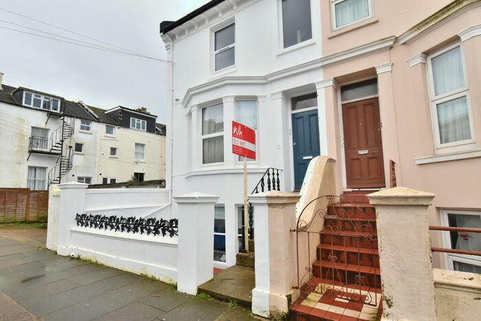 2 Bedroom Maisonette To Rent In Goldstone Road, Hove, BN3