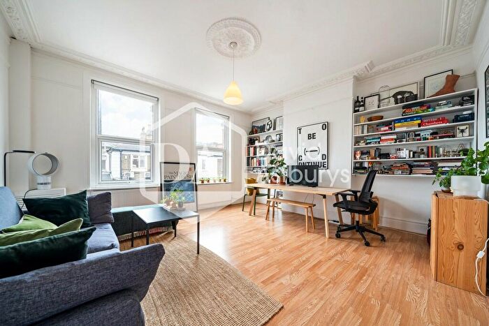 1 Bedroom Apartment To Rent In Park Road, Crouch End, London, N8