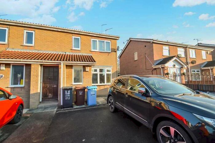 1 Bedroom Apartment To Rent In Bannister Drive, Hull, HU9