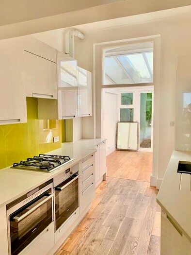 2 Bedroom Flat To Rent In Ainger Road, London, NW3
