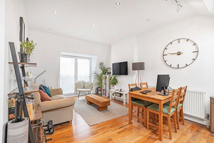 1 Bedroom Flat To Rent In Marius Road, Balham, London, SW17