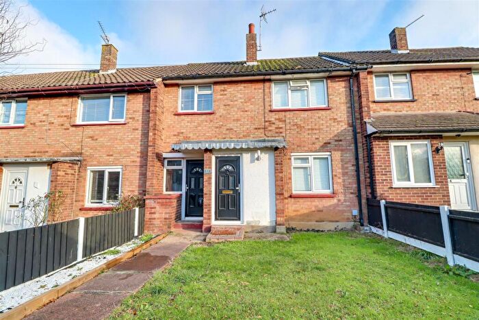 3 Bedroom Terraced House For Sale In Woodburn Close, Benfleet, SS7