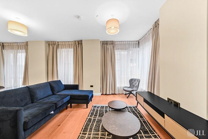 3 Bedroom Flat To Rent In Zinc Street, London, E15