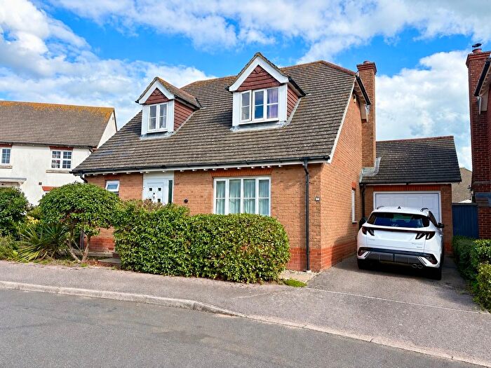 3 Bedroom Chalet For Sale In Renown Close, Bexhill-On-Sea, TN40