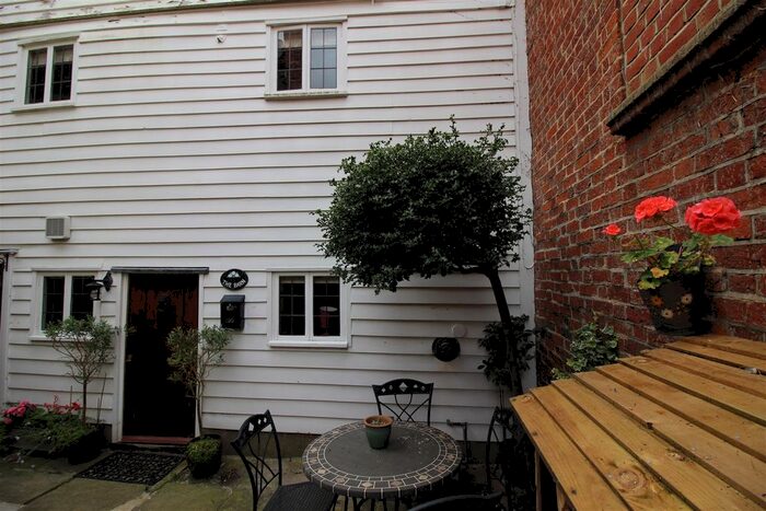 2 Bedroom Maisonette To Rent In The Barn, Rear Of Stoneham Street, Coggeshall, CO6