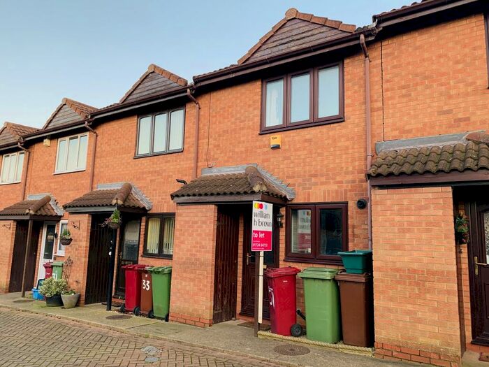 2 Bedroom Terraced House To Rent In Mackender Court, Scunthorpe, DN16