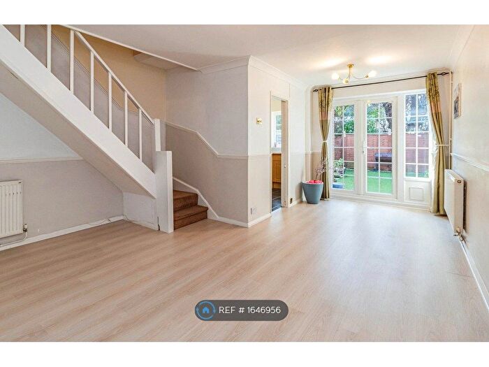 3 Bedroom Terraced House To Rent In Tormead Close, Sutton, SM1