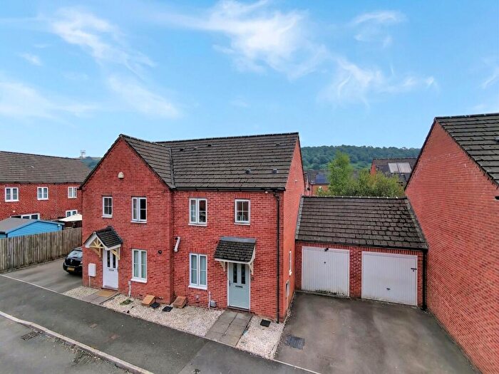 3 Bedroom Semi-Detached House For Sale In Bluebell View, Llanbradach, CF83
