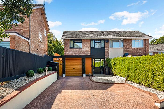 3 Bedroom Semi Detached House For Sale In Langlands Road, Cullompton, EX15