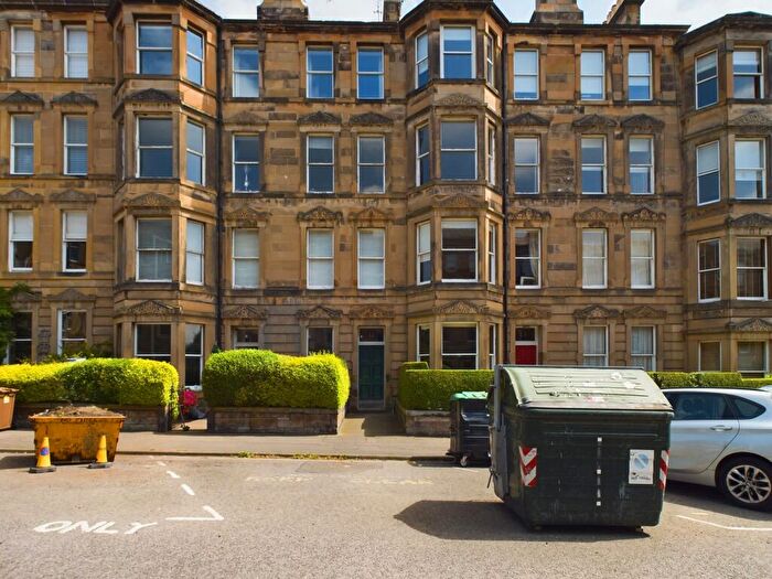 4 Bedroom Flat To Rent In Woodburn Terrace, Morningside, Edinburgh, EH10