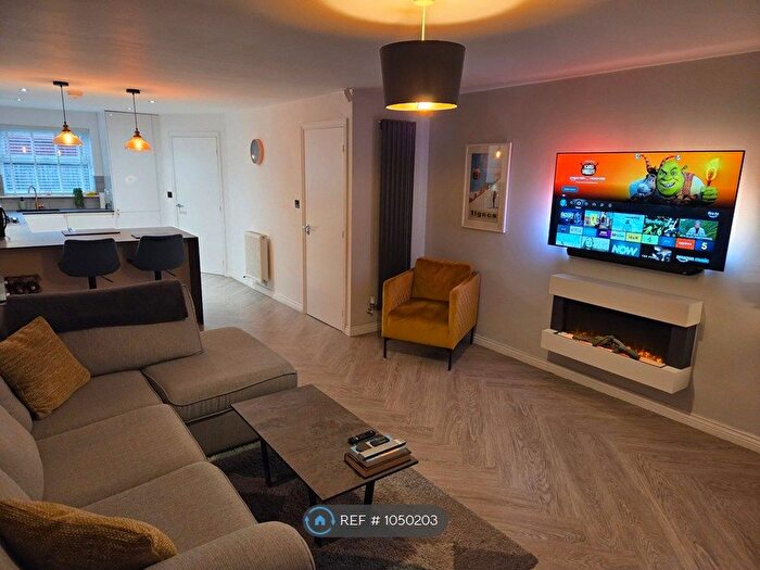 4 Bedroom Terraced House To Rent In Highmarsh Crescent, Manchester, M20