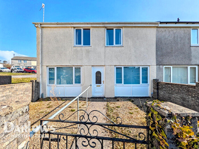 3 Bedroom Semi-Detached House For Sale In Maesygarreg, Merthyr Tydfil, CF48