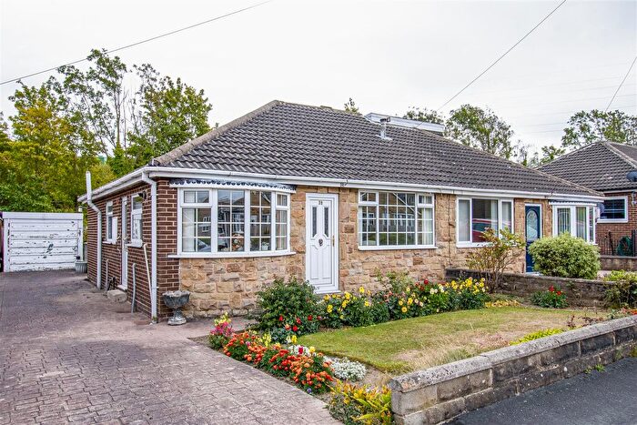 2 Bedroom Semi-Detached Bungalow For Sale In Grove Park, Calder Grove, Wakefield, WF4
