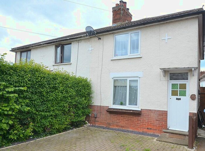 3 Bedroom Semi-Detached House To Rent In Wellingborough Road, Broughton, Kettering, Northamptonshire, NN14