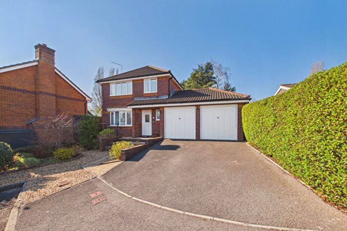 4 Bedroom Detached House For Sale In Dogwood Road, Broadstone, Dorset, BH18
