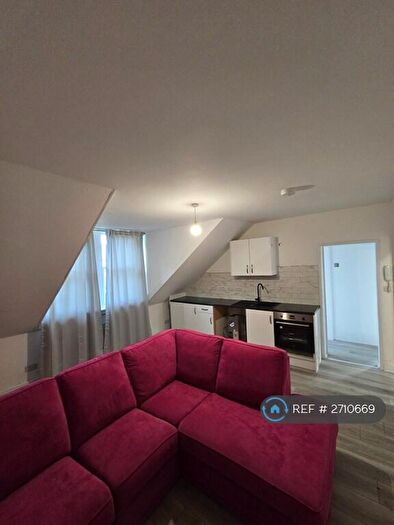 1 Bedroom Flat To Rent In Endcliffe Rise Road, Sheffield, S11