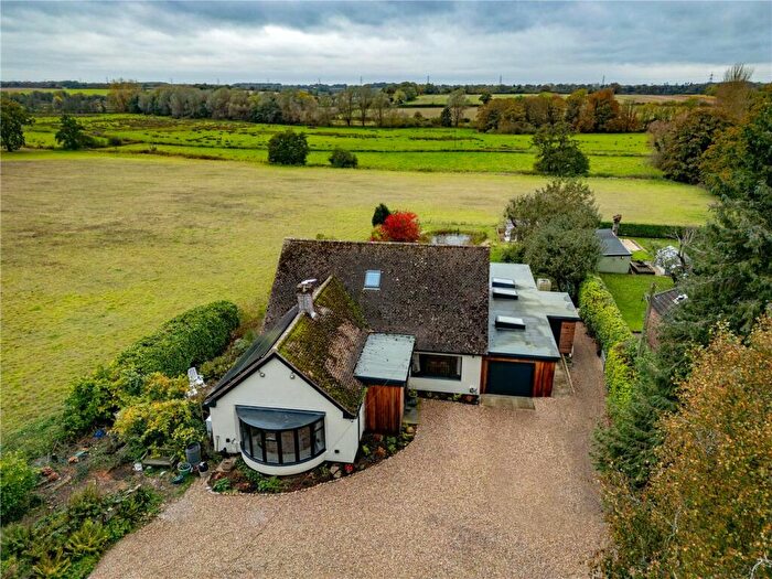 4 Bedroom Bungalow For Sale In Norwich Road, Stoke Holy Cross, Norwich, Norfolk, NR14