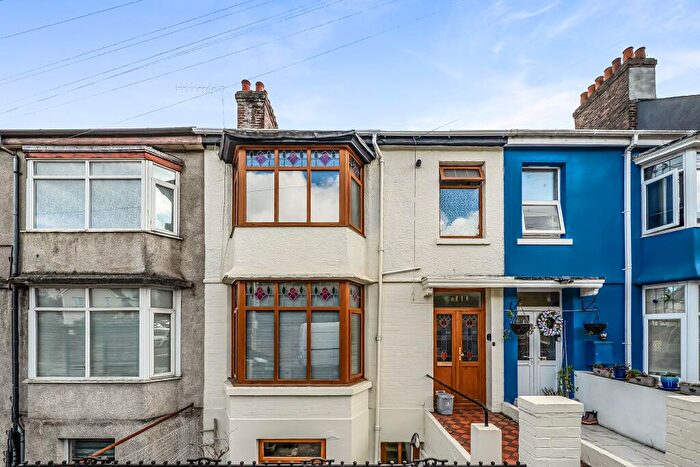 5 Bedroom Terraced House For Sale In Old Laira Road, PL3