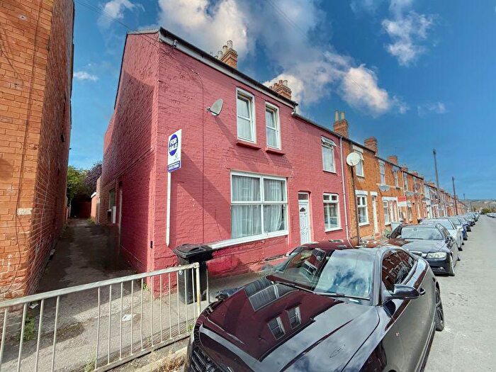 1 Bedroom Flat For Sale In Victoria Street, Grantham, NG31