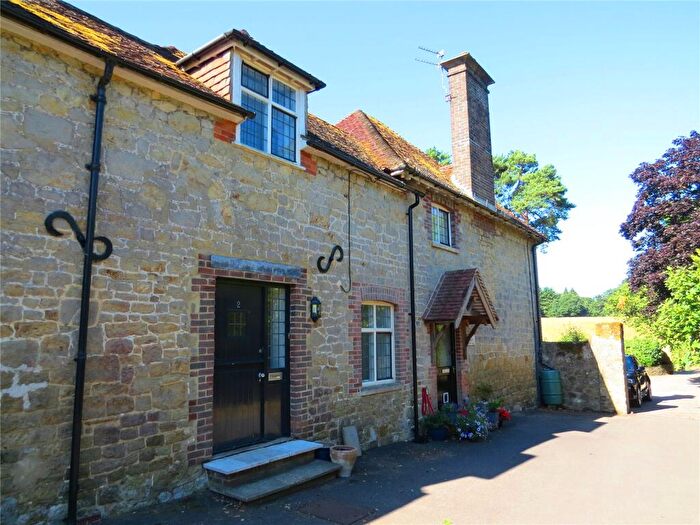 3 Bedroom Terraced House To Rent In Liphook, West Sussex, GU30