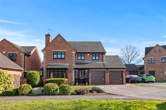 4 Bedroom Detached House For Sale In Wakeling Close, Southwell, NG25