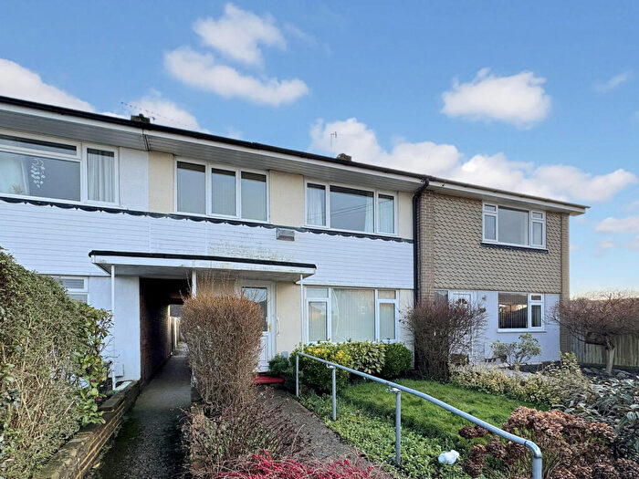 3 Bedroom Terraced House For Sale In Greenland Road, Worthing, BN13