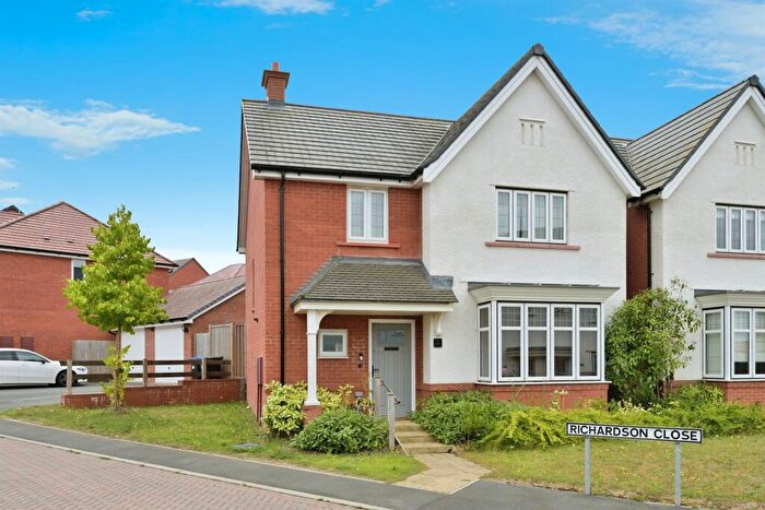 4 Bedroom Detached House For Sale In Richardson Close, Boughton, Northampton, NN2