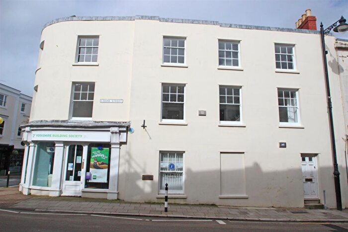 1 Bedroom Flat To Rent In Union Street, Ryde, PO33