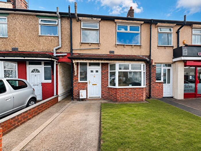 3 Bedroom Terraced House To Rent In Dunstable Road, Luton, Bedfordshire, LU4