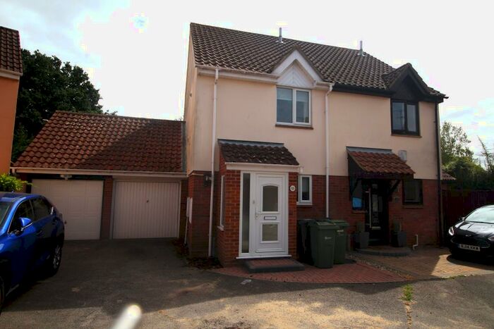 2 Bedroom Semi-Detached House To Rent In Sauls Bridge Close, Witham, CM8