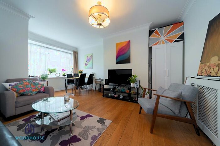 2 Bedroom Flat To Rent In Haverstock Hill, London, NW3