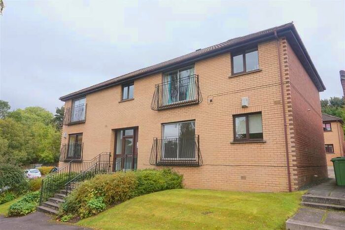 2 Bedroom Apartment To Rent In Printersland, Busby, Glasgow, G76