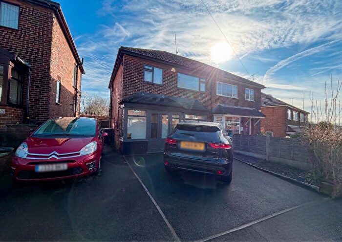 3 Bedroom Semi Detached House For Sale In Mountside Crescent, Prestwich, M25
