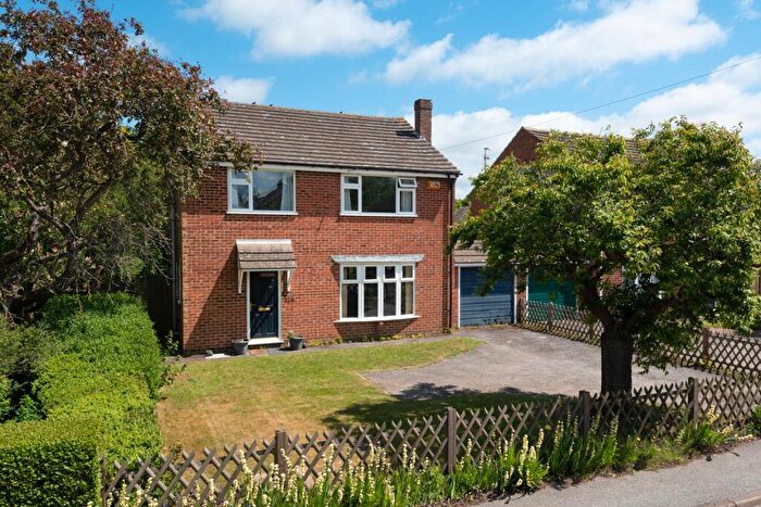 4 Bedroom Link Detached House For Sale In Hackington Road, Tyler Hill, Canterbury, CT2