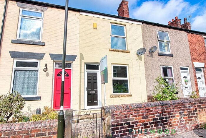 2 Bedroom Terraced House To Rent In Wellington Street, New Whittington, Chesterfield, Derbyshire, S43