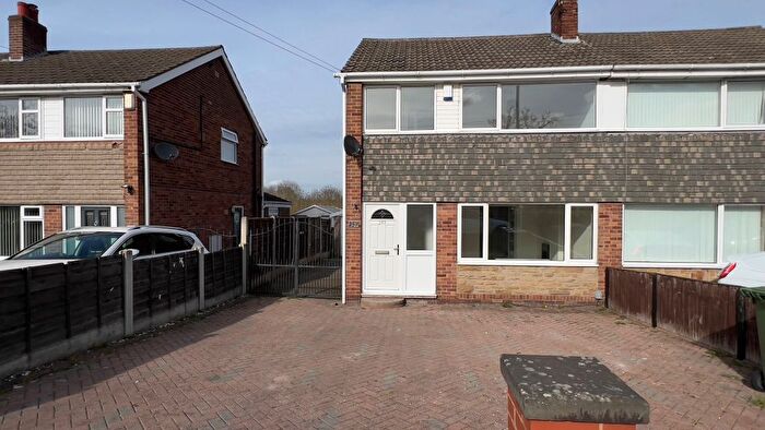 3 Bedroom Property To Rent In Towngate, Ossett, WF5