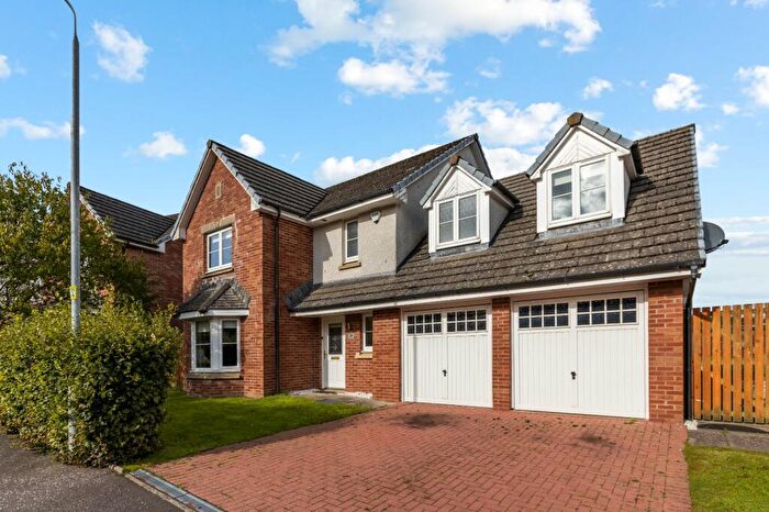 4 Bedroom Detached House For Sale In Fitzroy Grove, Jackton, Glasgow, G74