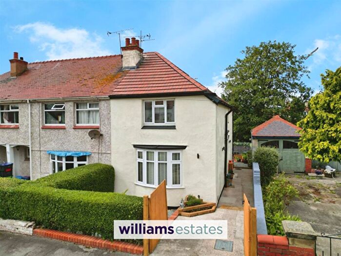 2 Bedroom Semi-Detached House For Sale In Aber Road, Prestatyn, LL19