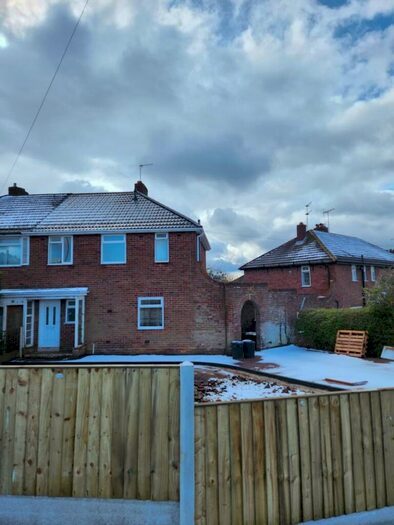 3 Bedroom Semi-Detached House To Rent In Huntingtree Road, Halesowen, B63