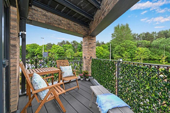 2 Bedroom Flat For Sale In / Goldcrest Place, Cammo, Edinburgh, EH4