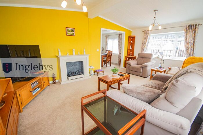 2 Bedroom Park Home For Sale In Milton Street, Saltburn-By-The-Sea, TS12