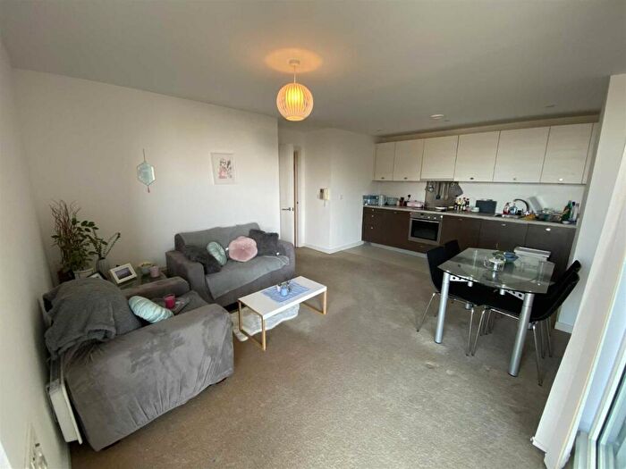 1 Bedroom Apartment To Rent In Spectrum, Block, Blackfriars Road, M3