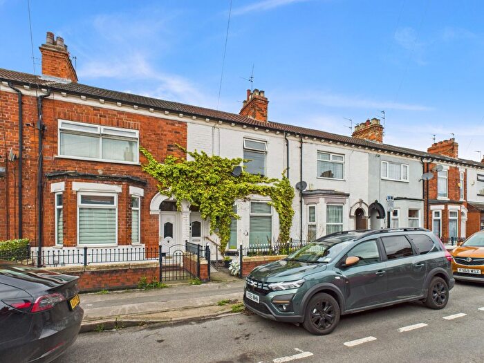 3 Bedroom Terraced House For Sale In Alliance Avenue, Hull, HU3