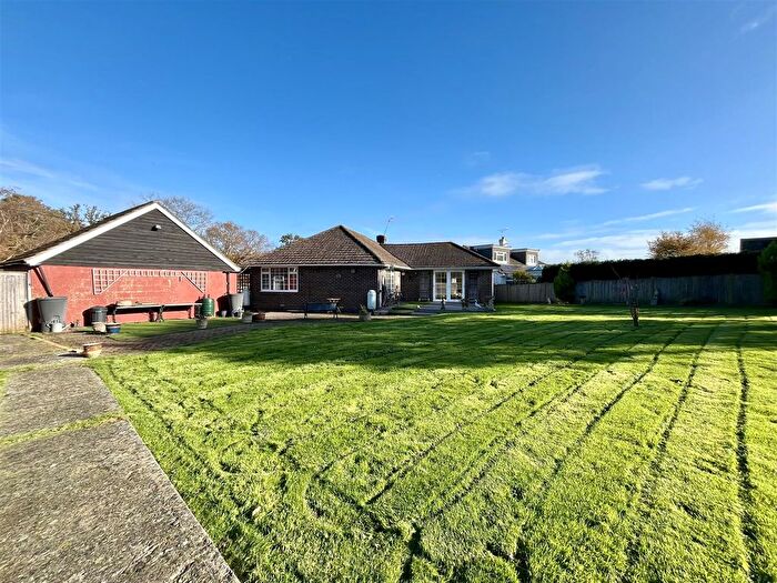 2 Bedroom Detached Bungalow For Sale In Broadway, Fairlight, Hastings, TN35
