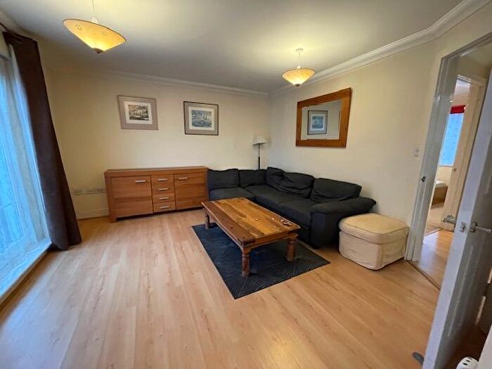 1 Bedroom Flat To Rent In Chartley House, Horn Lane, Acton, W3