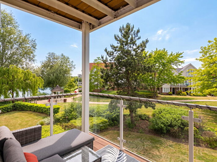 2 Bedroom Flat For Sale In Walters Close, Holborough Lakes, ME6