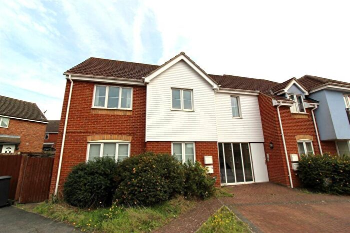 1 Bedroom Apartment To Rent In Drake Close, Stowmarket, Suffolk, IP14