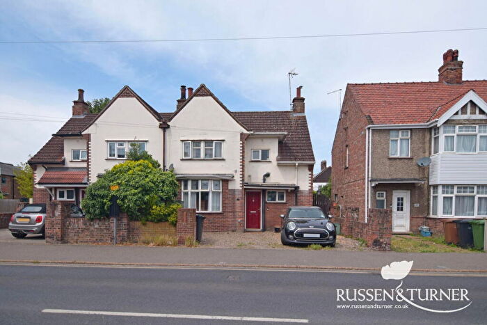 3 Bedroom Semi Detached House For Sale In Tennyson Avenue, King's Lynn, PE30