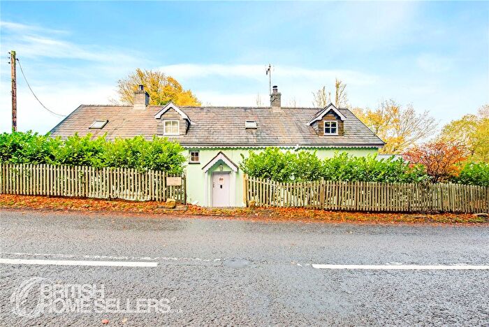 3 Bedroom Cottage For Sale In Pencarreg, Llanybydder, Carmarthenshire, SA40