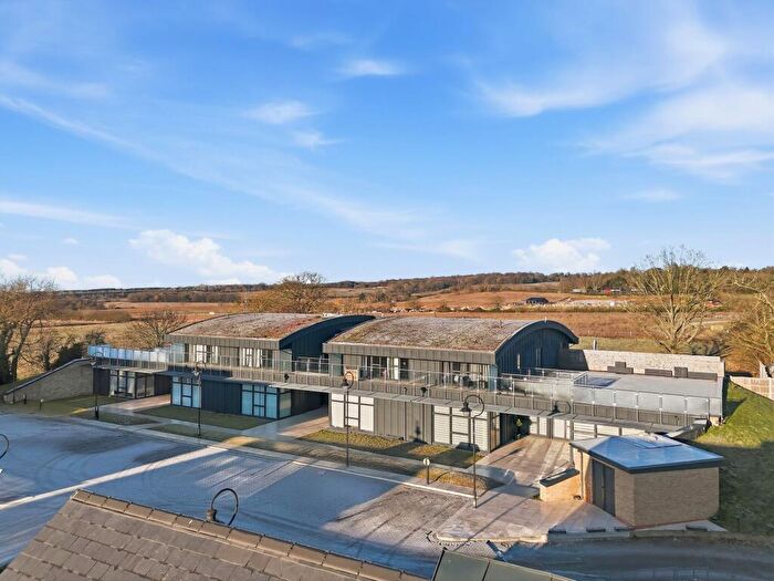 3 Bedroom Flat For Sale In Great Warley Street, Great Warley, CM13